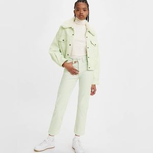 Levi’s Wedgie Straight Fit Corduroy pants